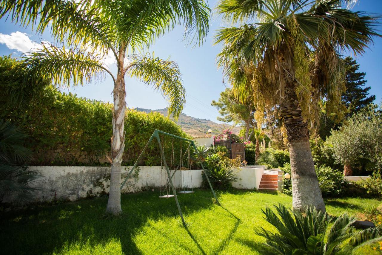 Villa Maria Una Finestra Sul Mare Valderice Exteriör bild