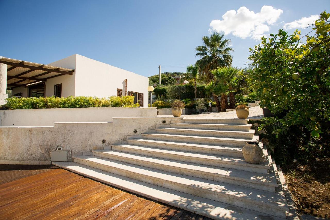 Villa Maria Una Finestra Sul Mare Valderice Exteriör bild