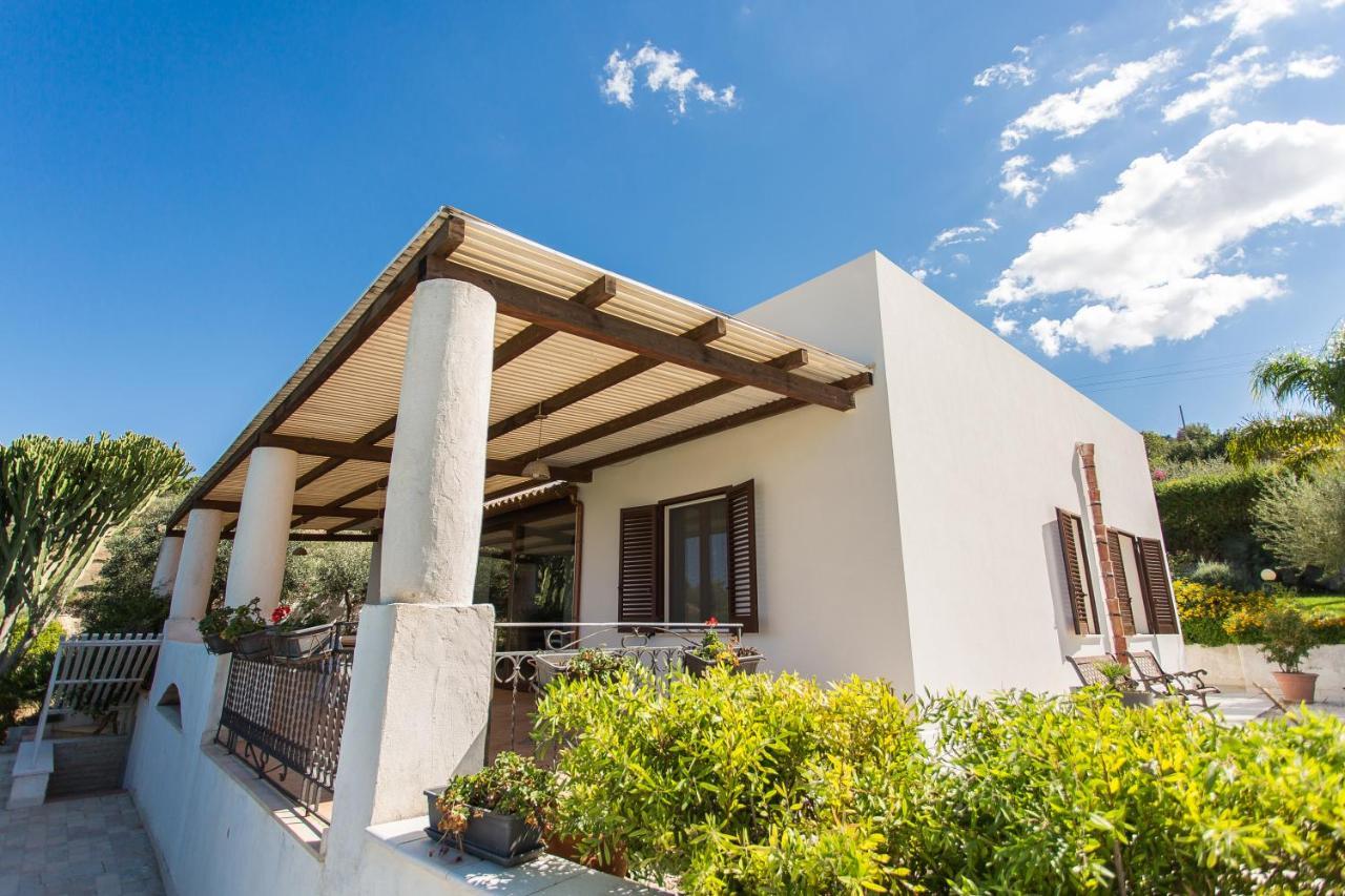 Villa Maria Una Finestra Sul Mare Valderice Exteriör bild