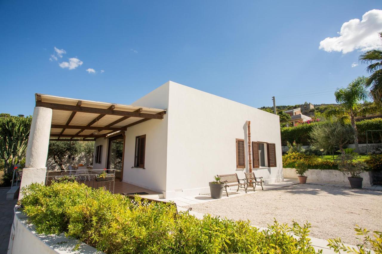Villa Maria Una Finestra Sul Mare Valderice Exteriör bild