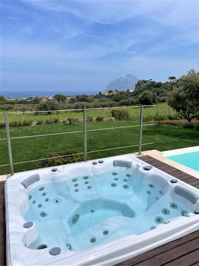 Villa Maria Una Finestra Sul Mare Valderice Exteriör bild